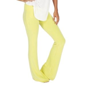 NWT WILDFOX Tennis Club Pants in Yellow/Limincello On WF Website, Now